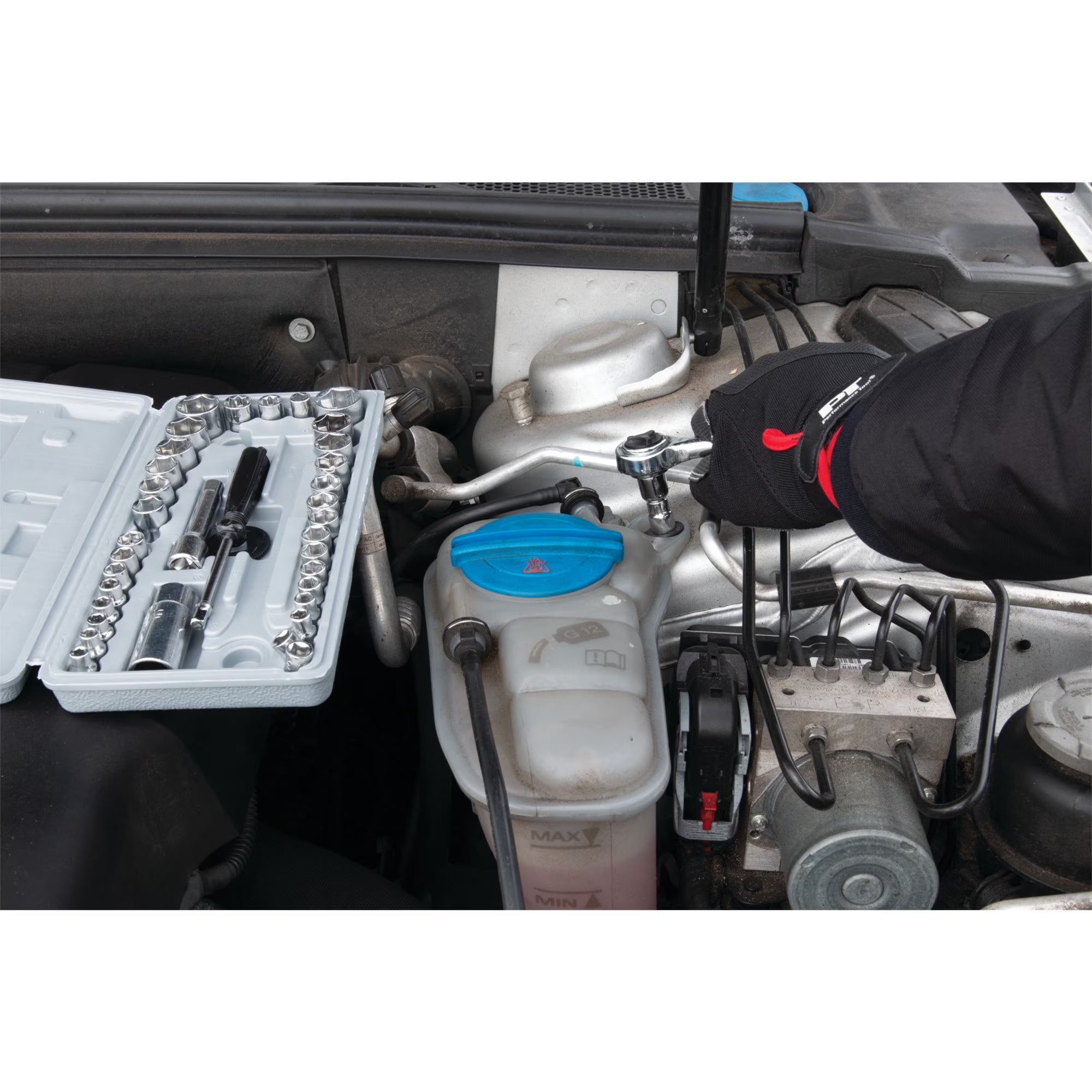 W1173 Sae/Metric 40-Piece SAE and Metric Socket Set, 1/4-Inch & 3/8-Inch Drive